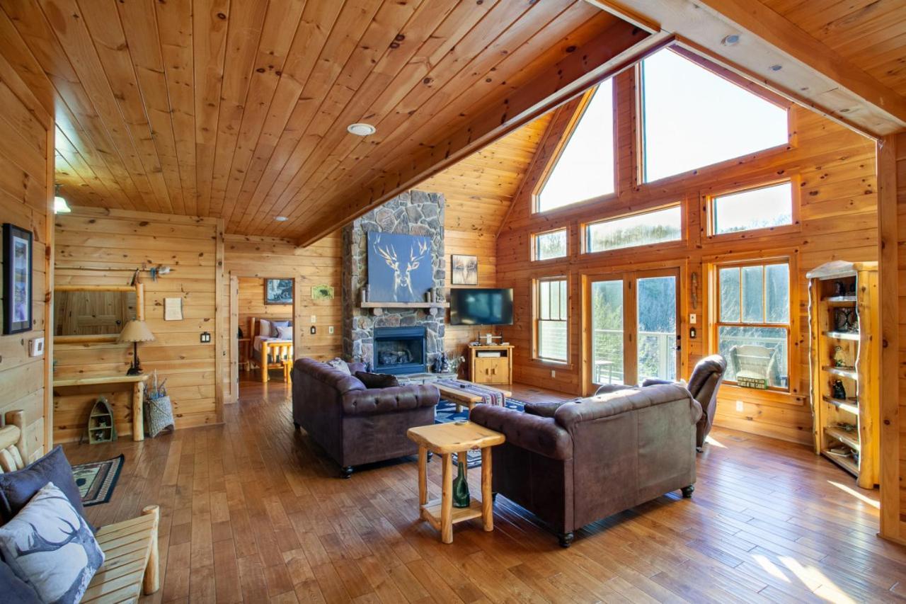 Black Bear Reserve - Mtn View, Hot Tub, Game Room Sevierville Bagian luar foto