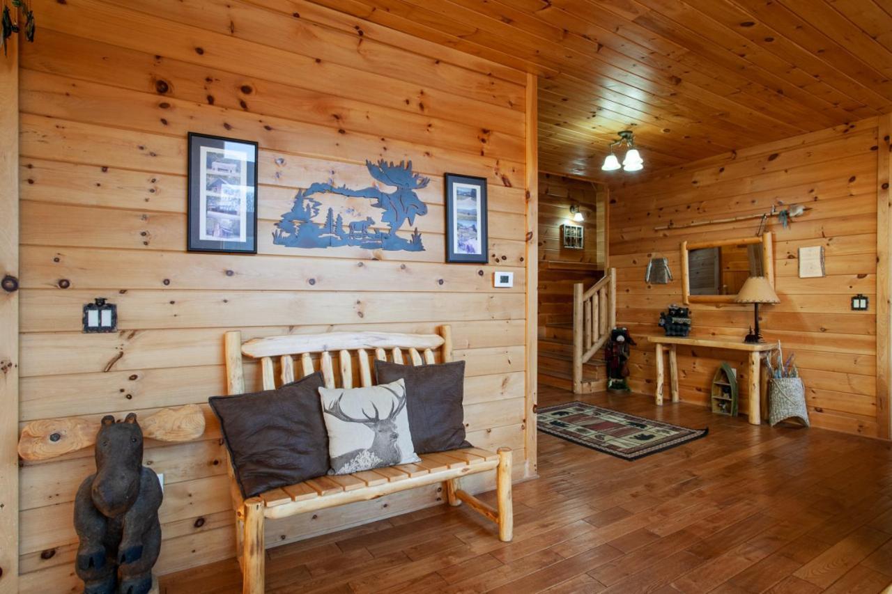 Black Bear Reserve - Mtn View, Hot Tub, Game Room Sevierville Bagian luar foto