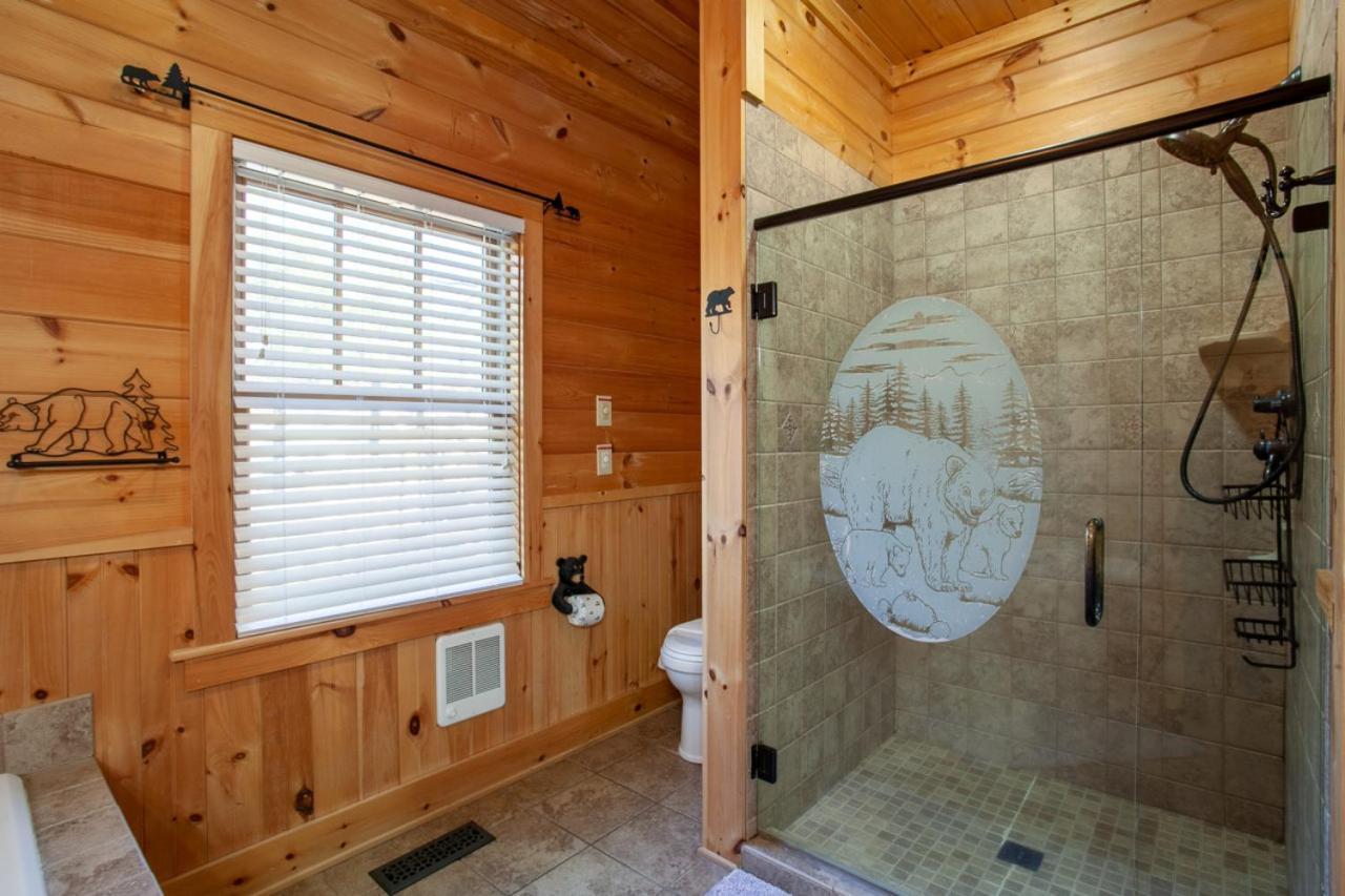 Black Bear Reserve - Mtn View, Hot Tub, Game Room Sevierville Bagian luar foto