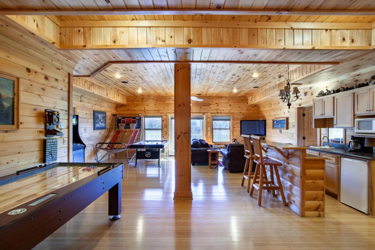 Black Bear Reserve - Mtn View, Hot Tub, Game Room Sevierville Bagian luar foto