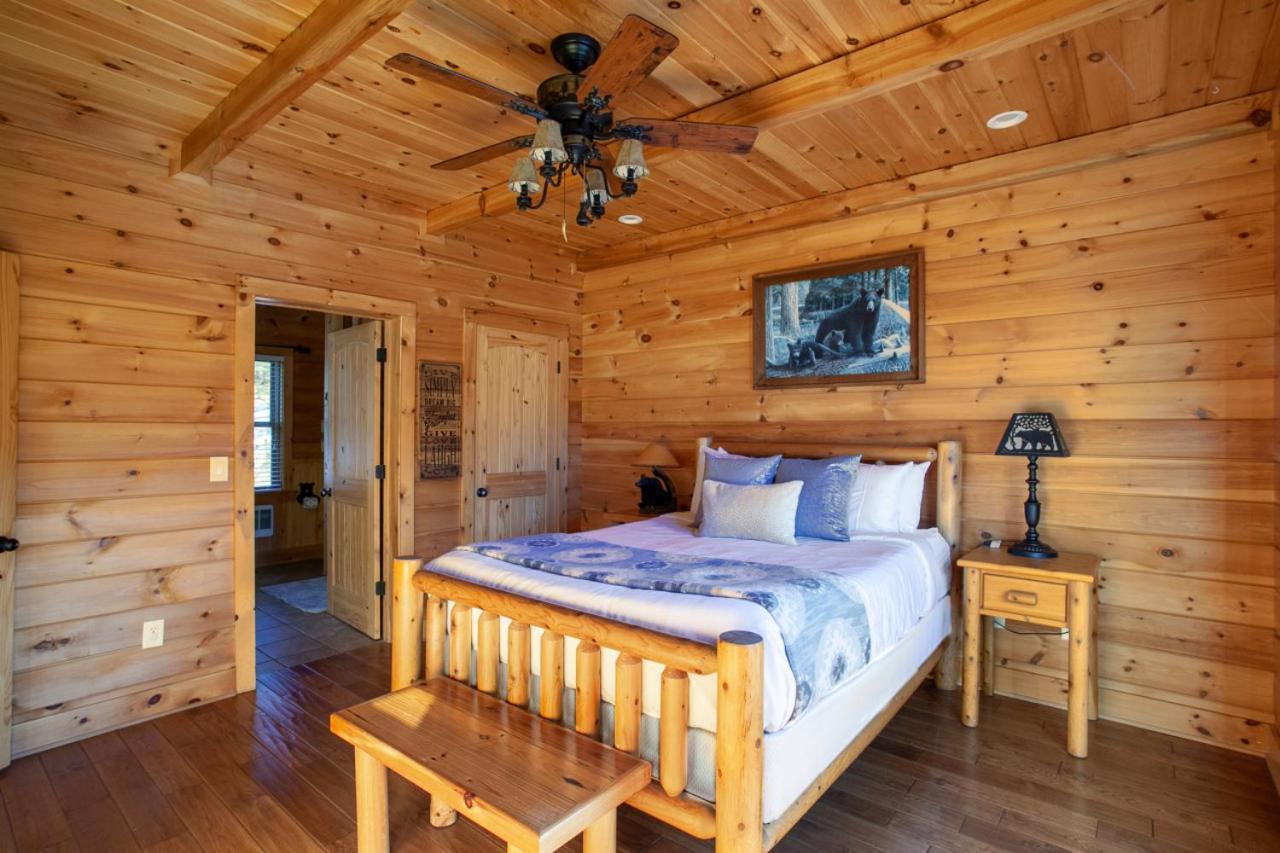Black Bear Reserve - Mtn View, Hot Tub, Game Room Sevierville Bagian luar foto